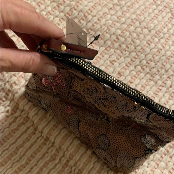 Beautiful bag from Neiman Marcus - brand new. - Picture 3 of 5